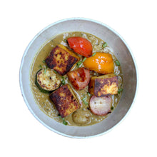 Load image into Gallery viewer, Spice Works ALL-IN-ONE Coconut Curry
